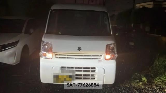 Suzuki EVERY 2016-10 8753642-9