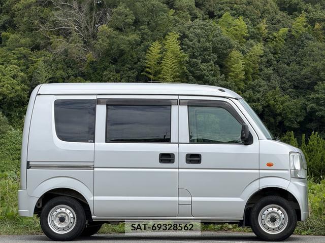 Suzuki EVERY 2011-04 8754142-15