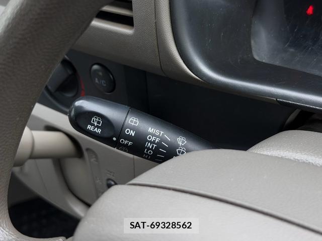 Suzuki EVERY 2011-04 8754142-9