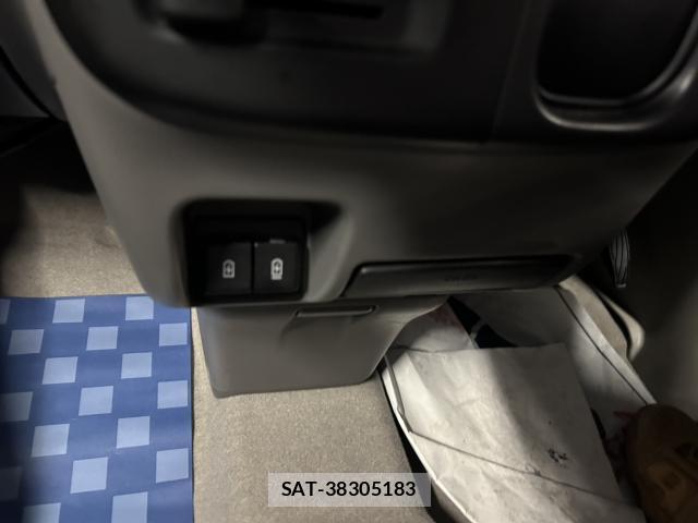 Suzuki EVERY 2025-07 8754197-16