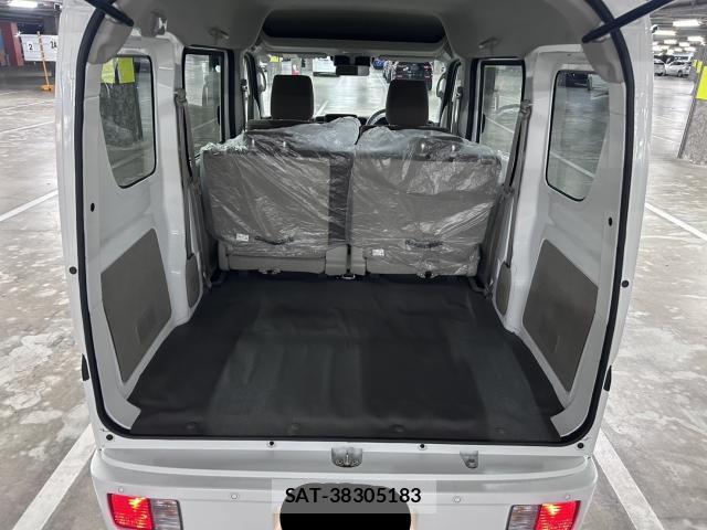 Suzuki EVERY 2025-07 8754197-18