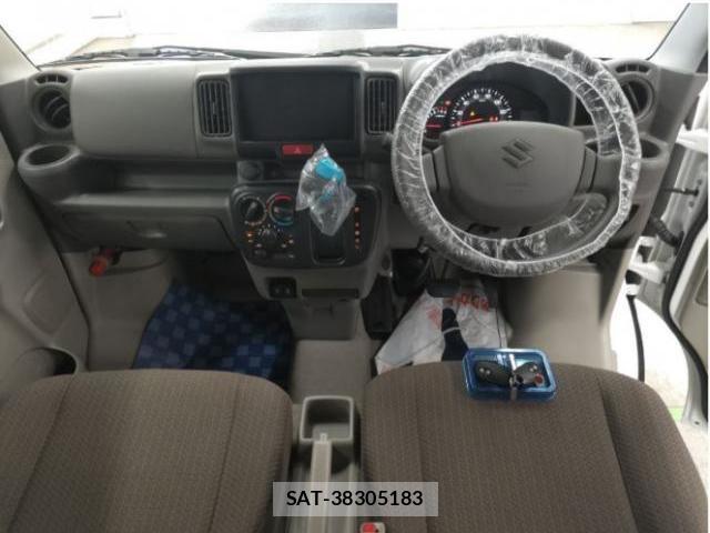Suzuki EVERY 2025-07 8754197-2