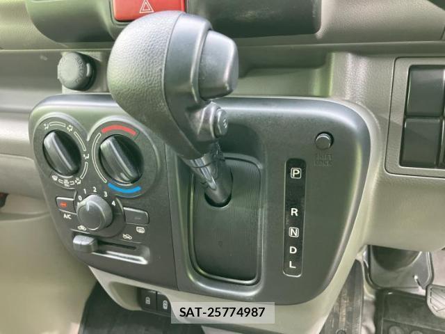 Suzuki EVERY 2025-06 8754345-12