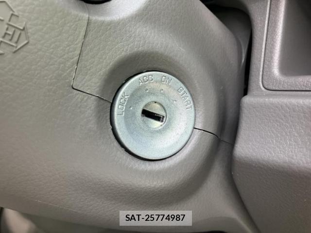 Suzuki EVERY 2025-06 8754345-14