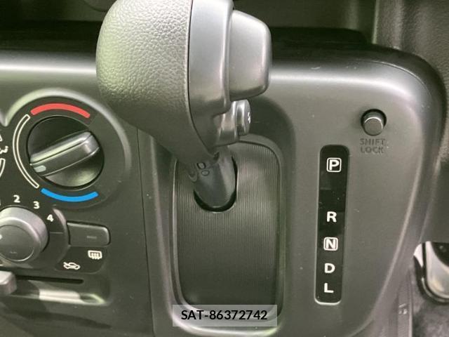 Suzuki EVERY 2026-05 8754390-12