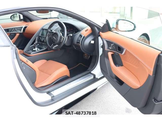 Jaguar F-TYPE 2021-03 8752315-18