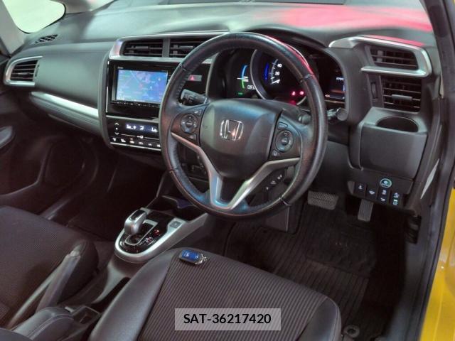 Honda FIT HYBRID 2017-06 8754115-2