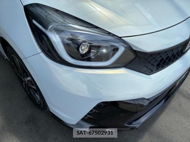 Honda FIT HYBRID 2023-07 8754412-16