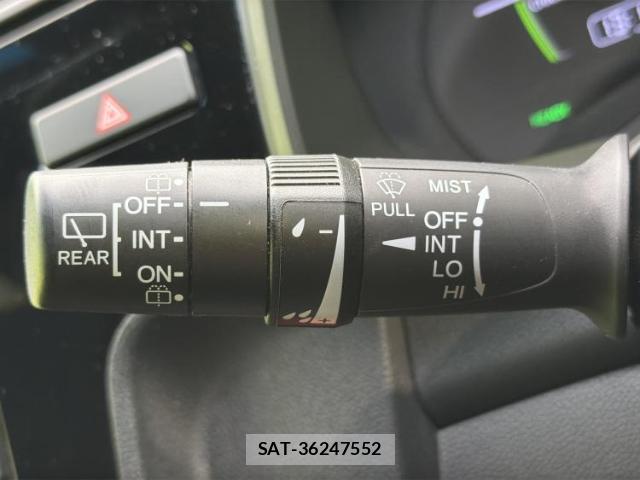Honda FIT HYBRID 2018-09 8754651-15