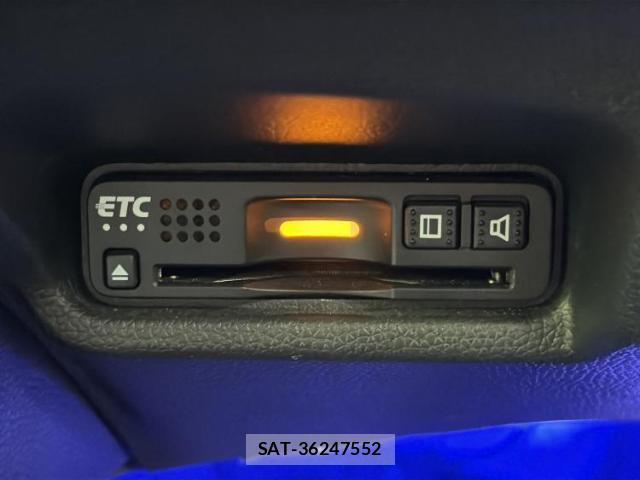 Honda FIT HYBRID 2018-09 8754651-17