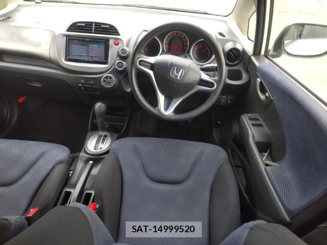 Honda FIT 2011-05 8752605-2