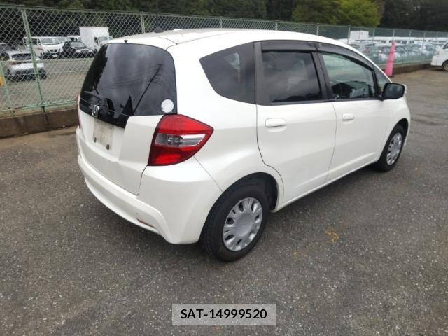 Honda FIT 2011-05 8752605-4