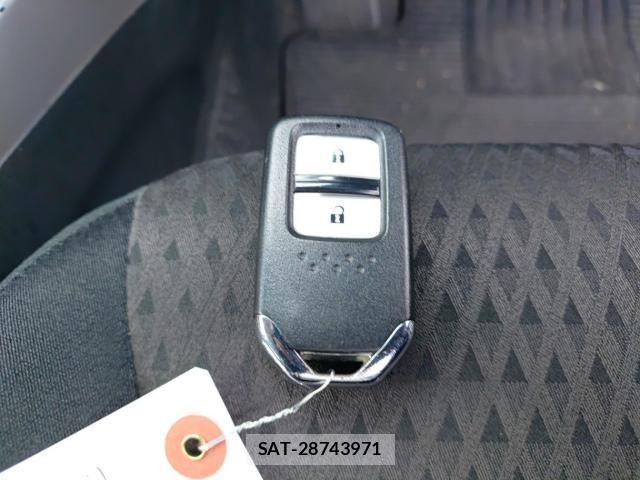 Honda FIT 2019-08 8752657-14