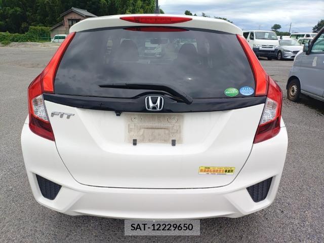 Honda FIT 2017-08 8752658-1