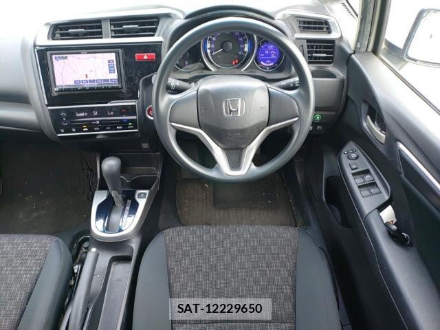 Honda FIT 2017-08 8752658-2