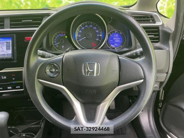 Honda FIT 2016-03 8753174-14