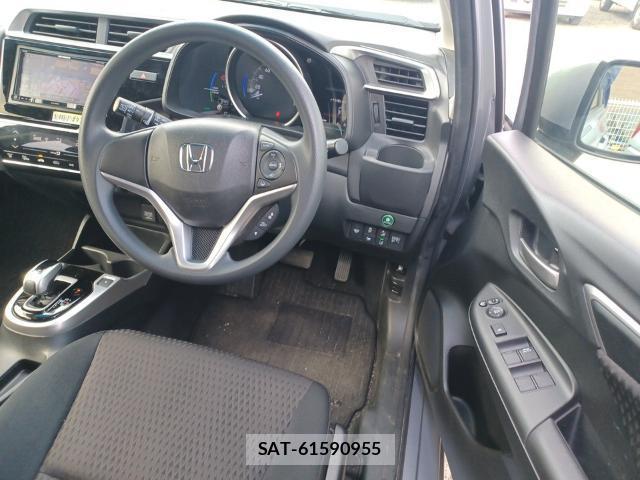 Honda FIT 2019-08 8754324-2