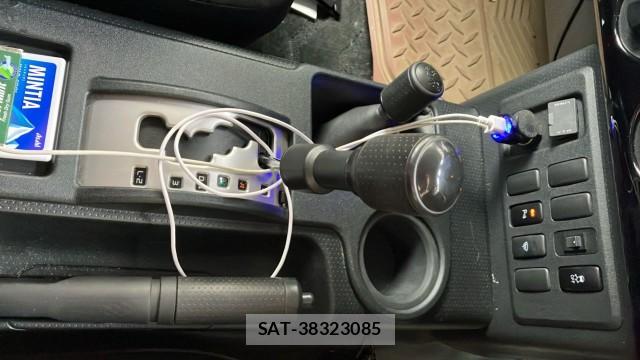 Toyota FJ CRUISER 2013-01 8753640-14