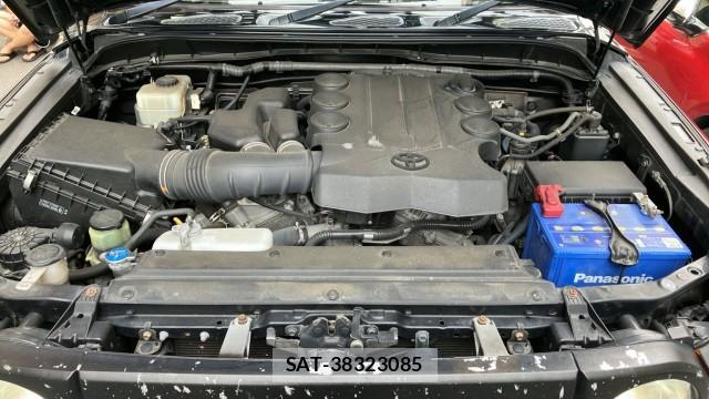 Toyota FJ CRUISER 2013-01 8753640-7