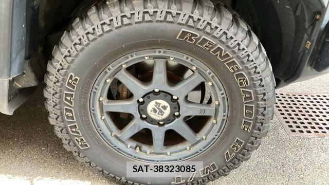 Toyota FJ CRUISER 2013-01 8753640-8