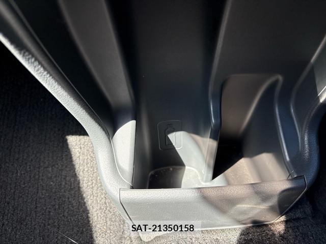 Mazda FLAIR 2016-04 8752488-12