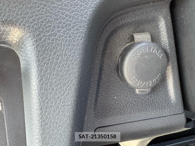 Mazda FLAIR 2016-04 8752488-13