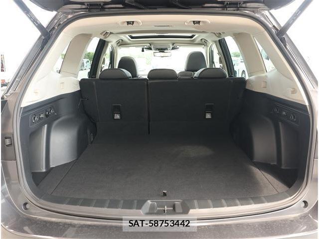 Subaru FORESTER 2022-03 8752393-17