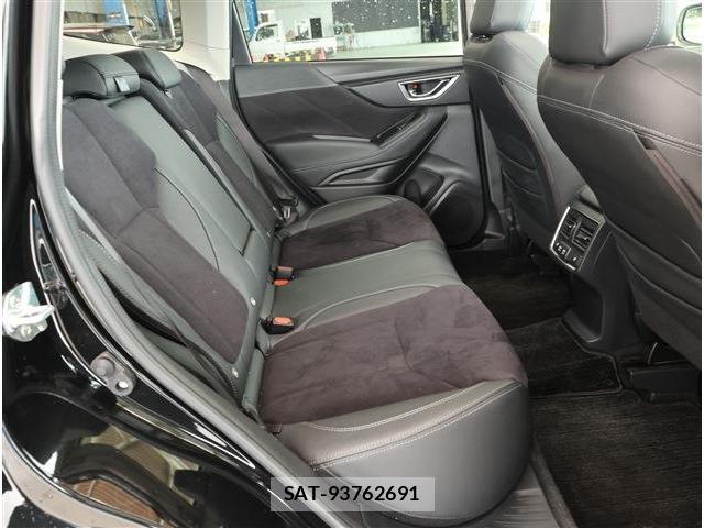 Subaru FORESTER 2024-02 8752394-19