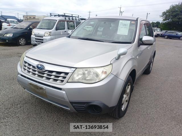 Subaru FORESTER 2011-08 8752648-0