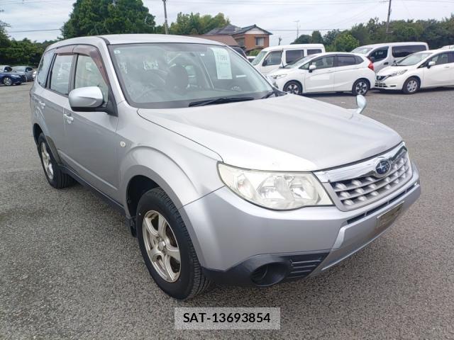 Subaru FORESTER 2011-08 8752648-1
