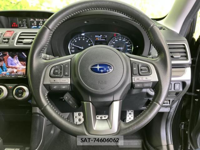Subaru FORESTER 2017-08 8753974-13