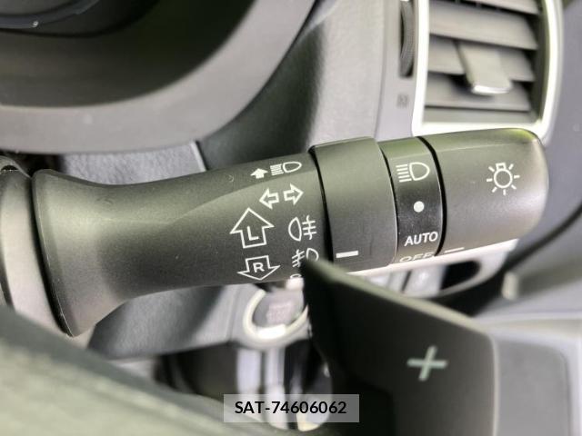 Subaru FORESTER 2017-08 8753974-14