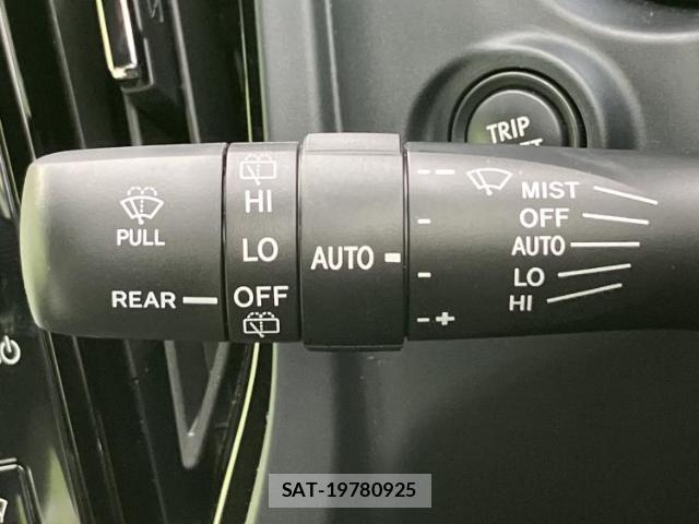 Subaru FORESTER 2025-11 8754670-16