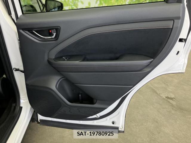 Subaru FORESTER 2025-11 8754670-4