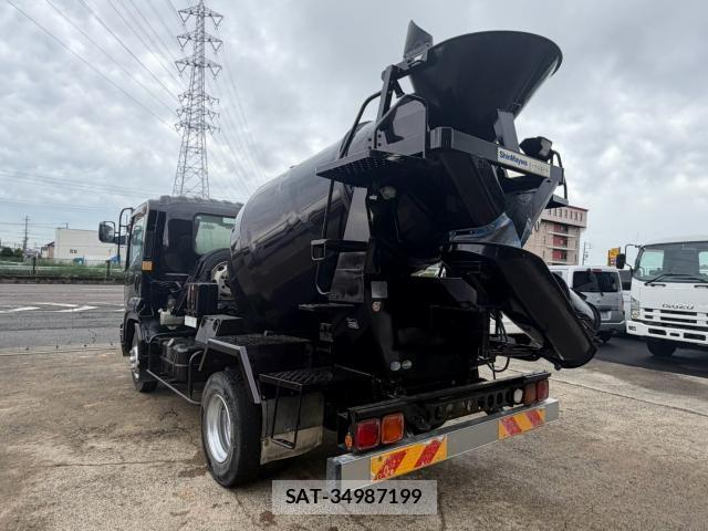 Isuzu FORWARD 2013 8754004-3