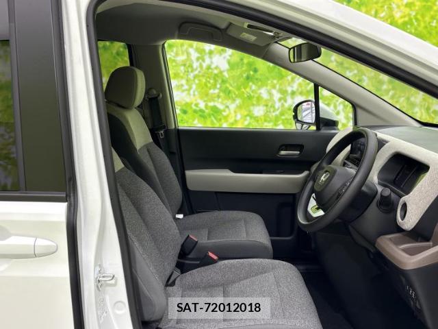Honda FREED HYBRID 2026-03 8752760-3