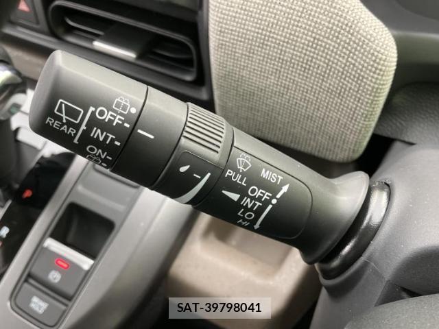 Honda FREED HYBRID 2026-03 8753034-16