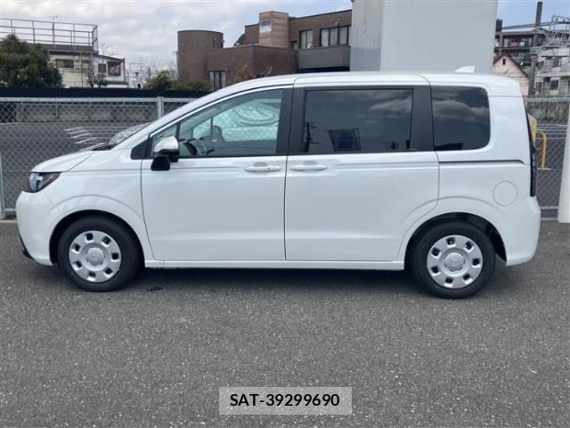 Honda FREED HYBRID 2026-03 8754652-1