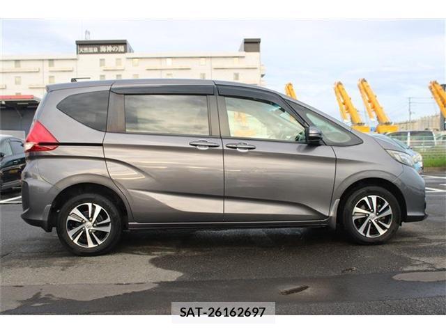 Honda FREED 2017-10 8753903-11
