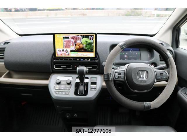 Honda FREED 2025-08 8753409-2