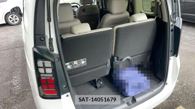 Honda FREED 2025-04 8753596-17