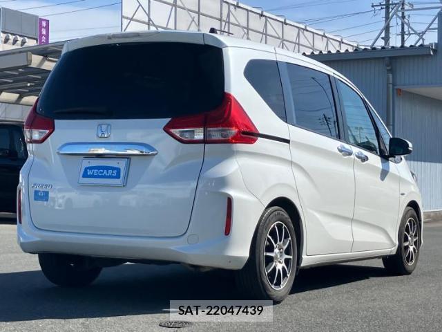 Honda FREED 2016-09 8754432-2