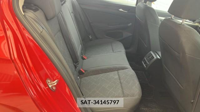 VolksWagen GOLF 2022-02 8753578-6