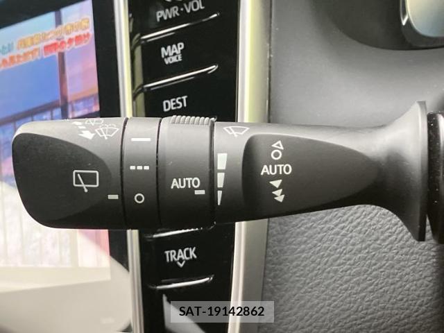 Toyota HARRIER 2019-05 8752967-16