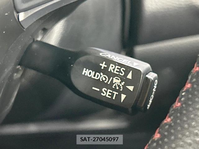 Toyota HARRIER 2017-08 8753125-5