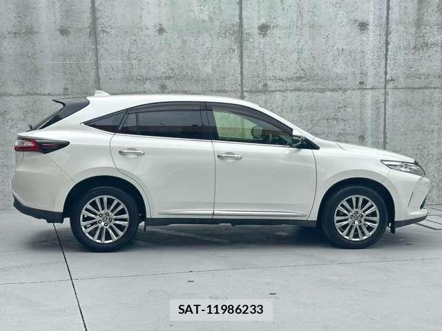 Toyota HARRIER 2017-09 8753514-1