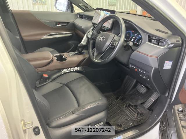 Toyota HARRIER 2023-12 8754158-4