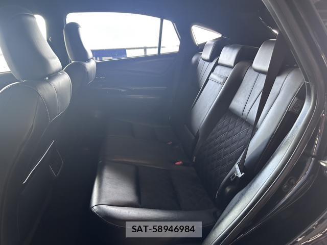 Toyota HARRIER 2019-01 8754198-10