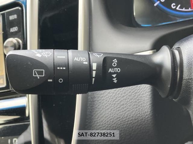 Toyota HARRIER 2016-11 8754570-16
