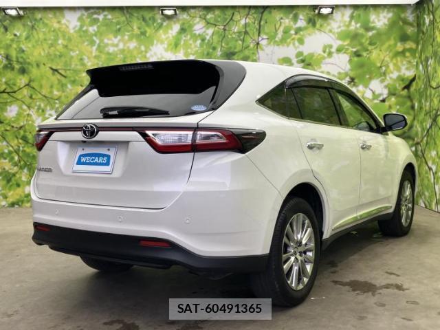 Toyota HARRIER 2018-10 8754580-2